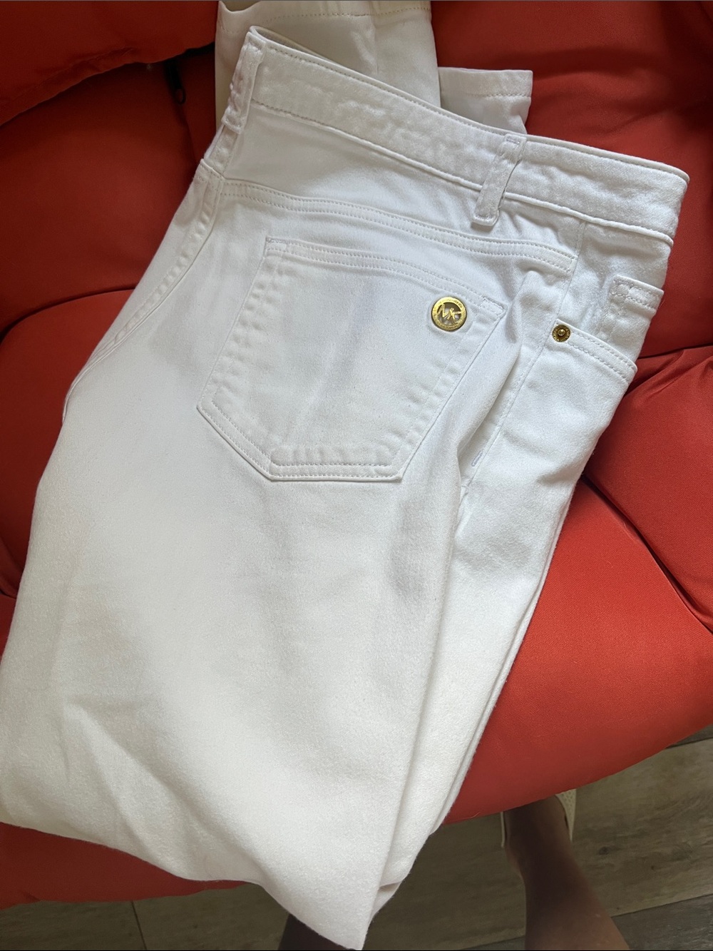 MICHAEL Michael Kors White High-Rise Jeans with Gold Hardware